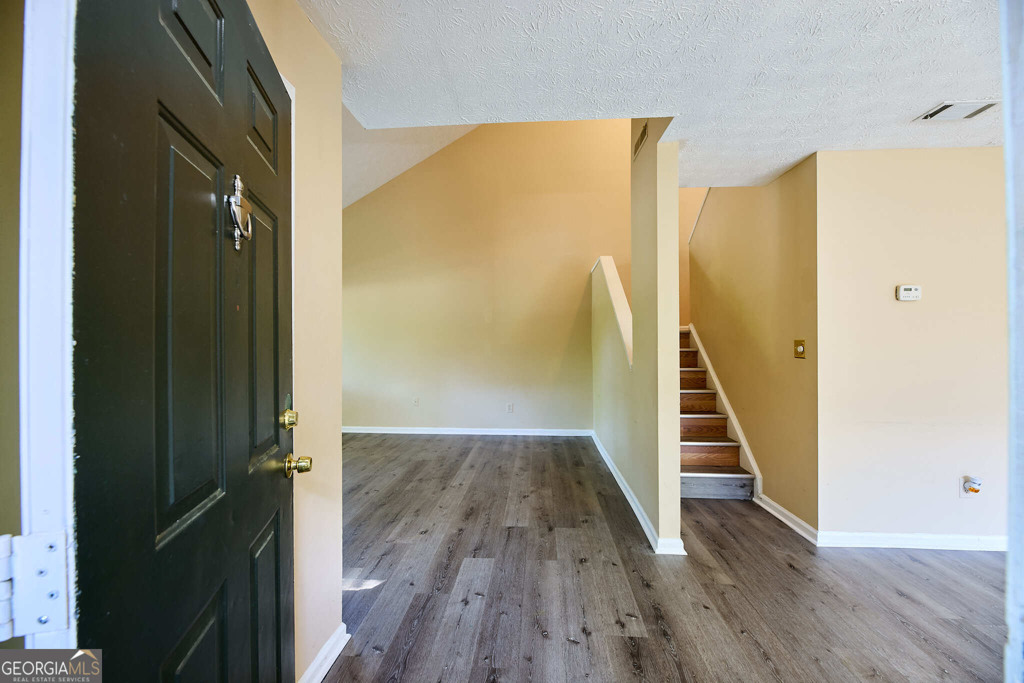 PARKAIRE CROSSING CONDOS - Residential