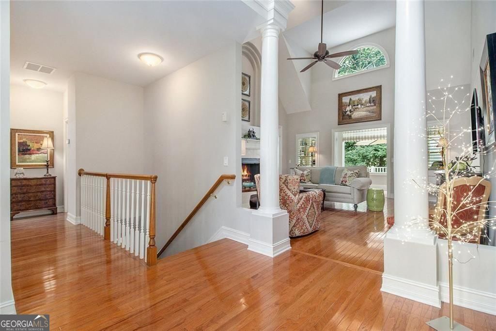 7270 Flowery Branch RD