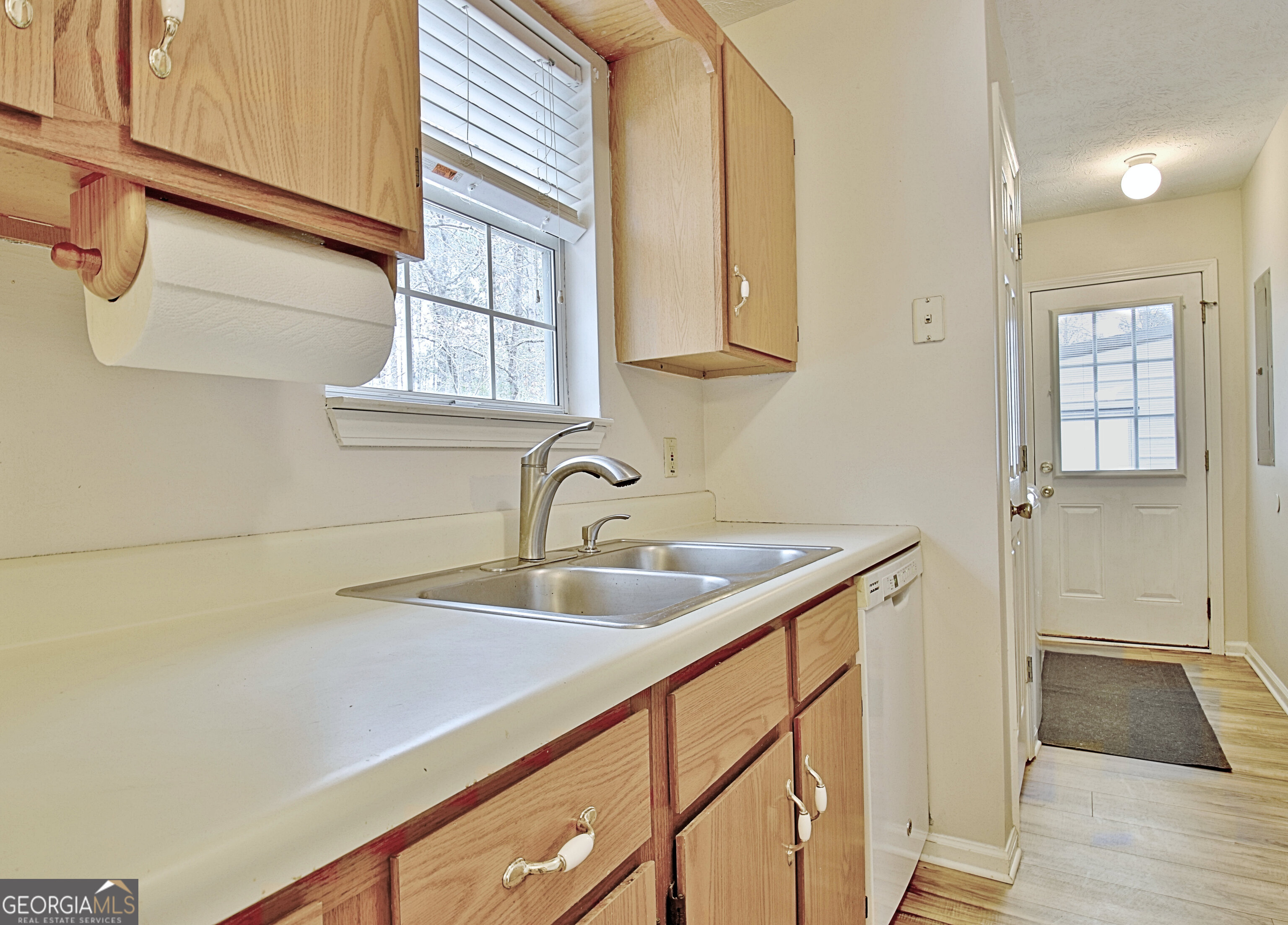 Senoia, Georgia 30276, United States, 3 Bedrooms Bedrooms, ,2 BathroomsBathrooms,Residential,Pending,24109