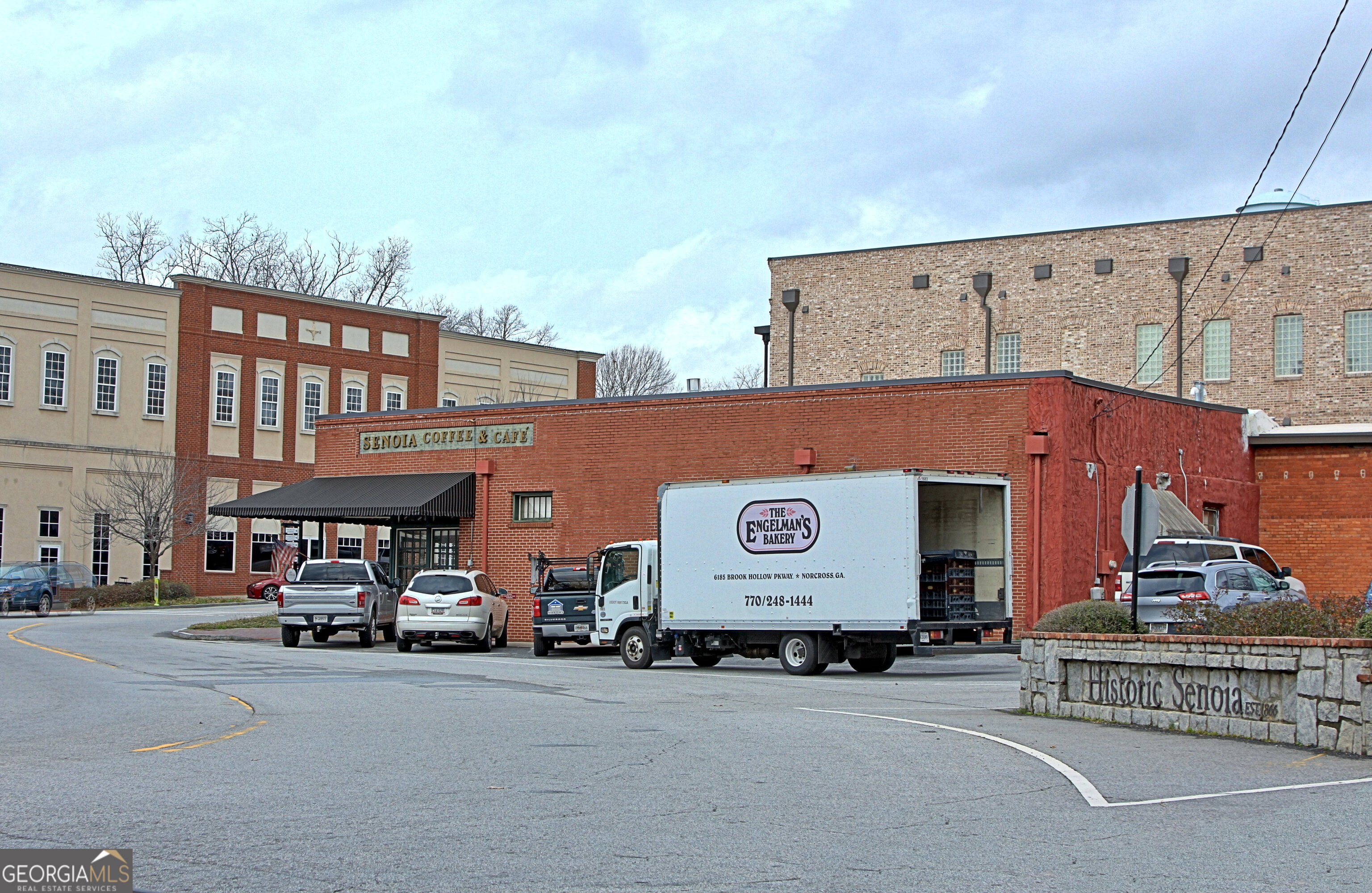 Senoia, Georgia 30276, United States, 3 Bedrooms Bedrooms, ,2 BathroomsBathrooms,Residential,Pending,24109