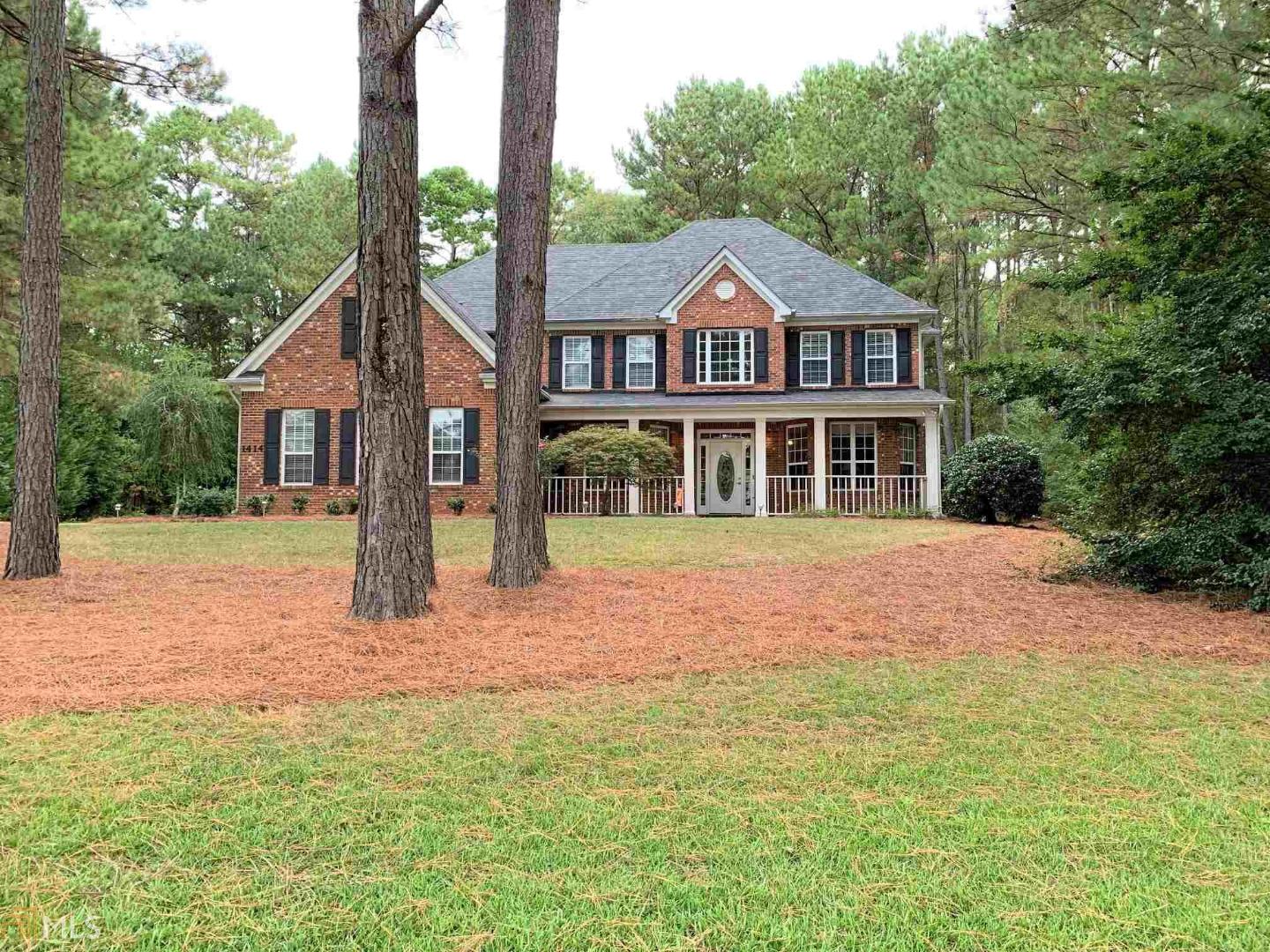 GORGEOUS HOME - Move-in condition! private level acre lot in estate neighborhood. Brick front. Covered front porch. Large covered rear porch, perfect for entertaining! Lots of Hardwood floors. Home is immaculate. Formal living and dining rooms. Large open family room, large kitchen with island, BRAND NEW STAINLESS STEEL APPLIANCES INCLUDING NEW REFRIGERATOR, granite, walk in panty, breakfast room is open to the family room. Guest Bedroom on the main with Full Bath. Four spacious bedrooms up stairs plus glass French doors open to a large media /Flex room! Huge master with a large sitting area, huge master bath with lots of vanity space, whirlpool tub and separate shower. Extra large master closet with his and her sides. All bedrooms have a bath and a walk in closet. Large 1+ acre lot in the cul de sac of a wonderful neighborhood with no hoa fees. 3 car, side entry garage with large storage area. This is a must see! Buyers will thank you for showing it.