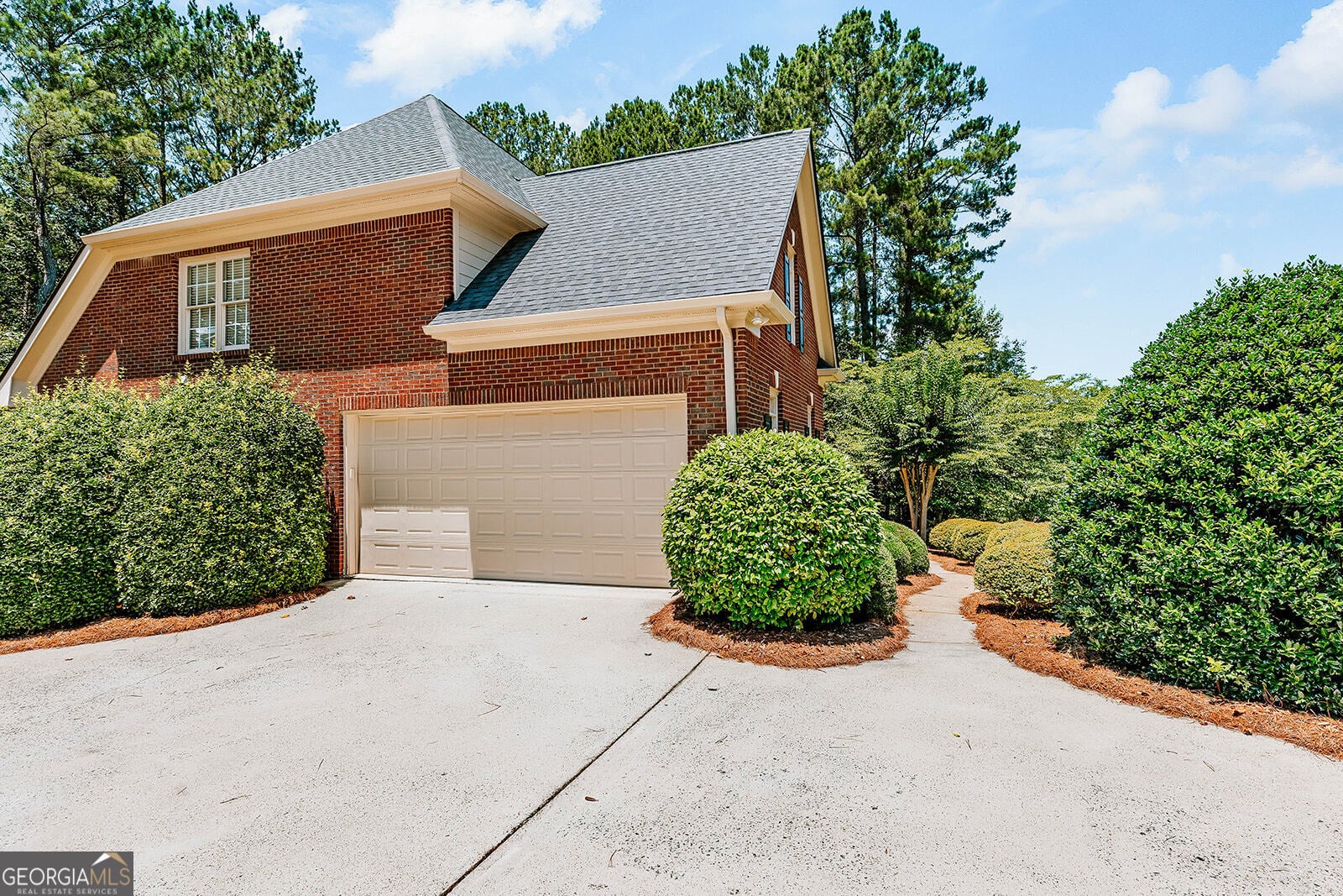 1030 Spring Lake DR