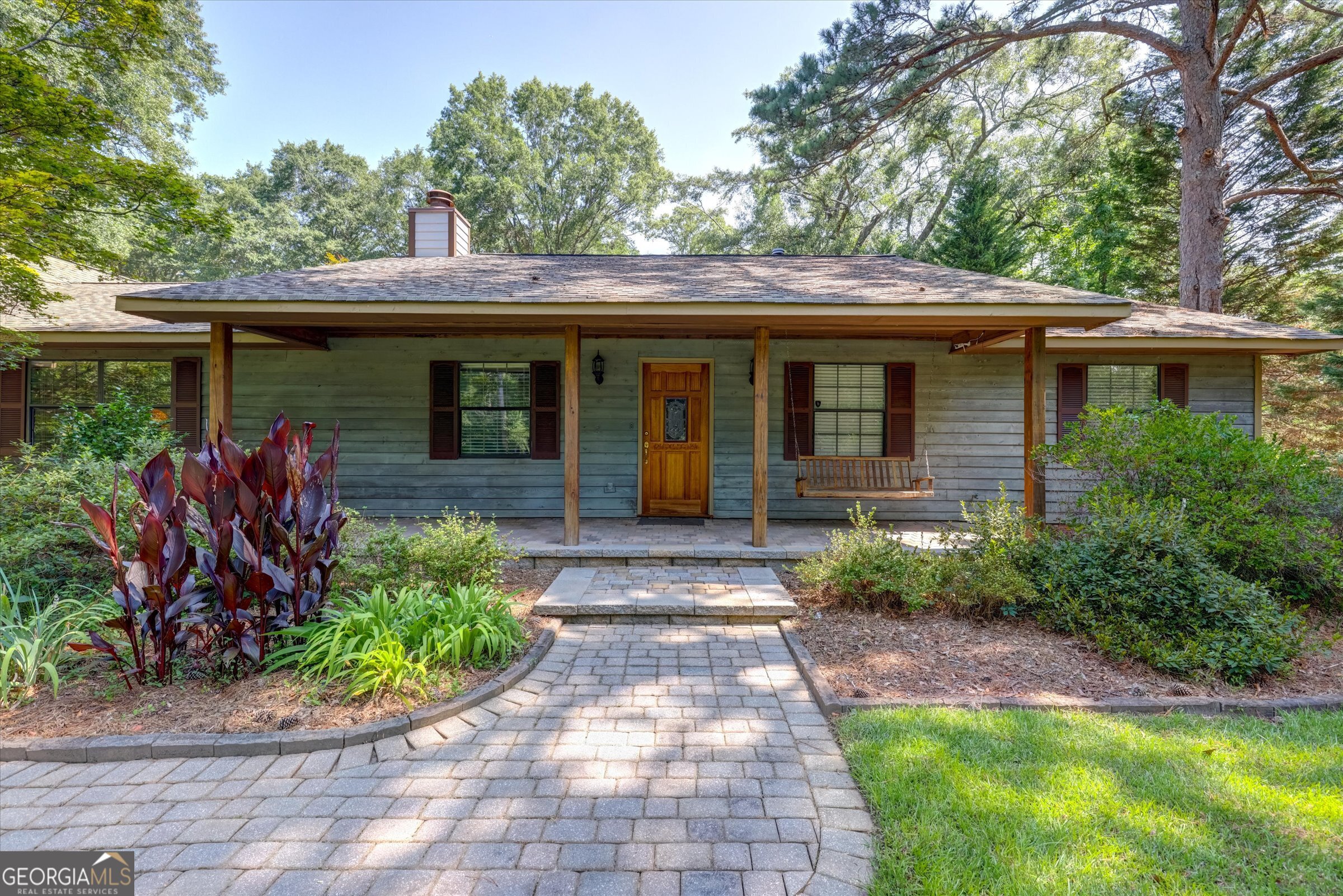 424 Hampton RD