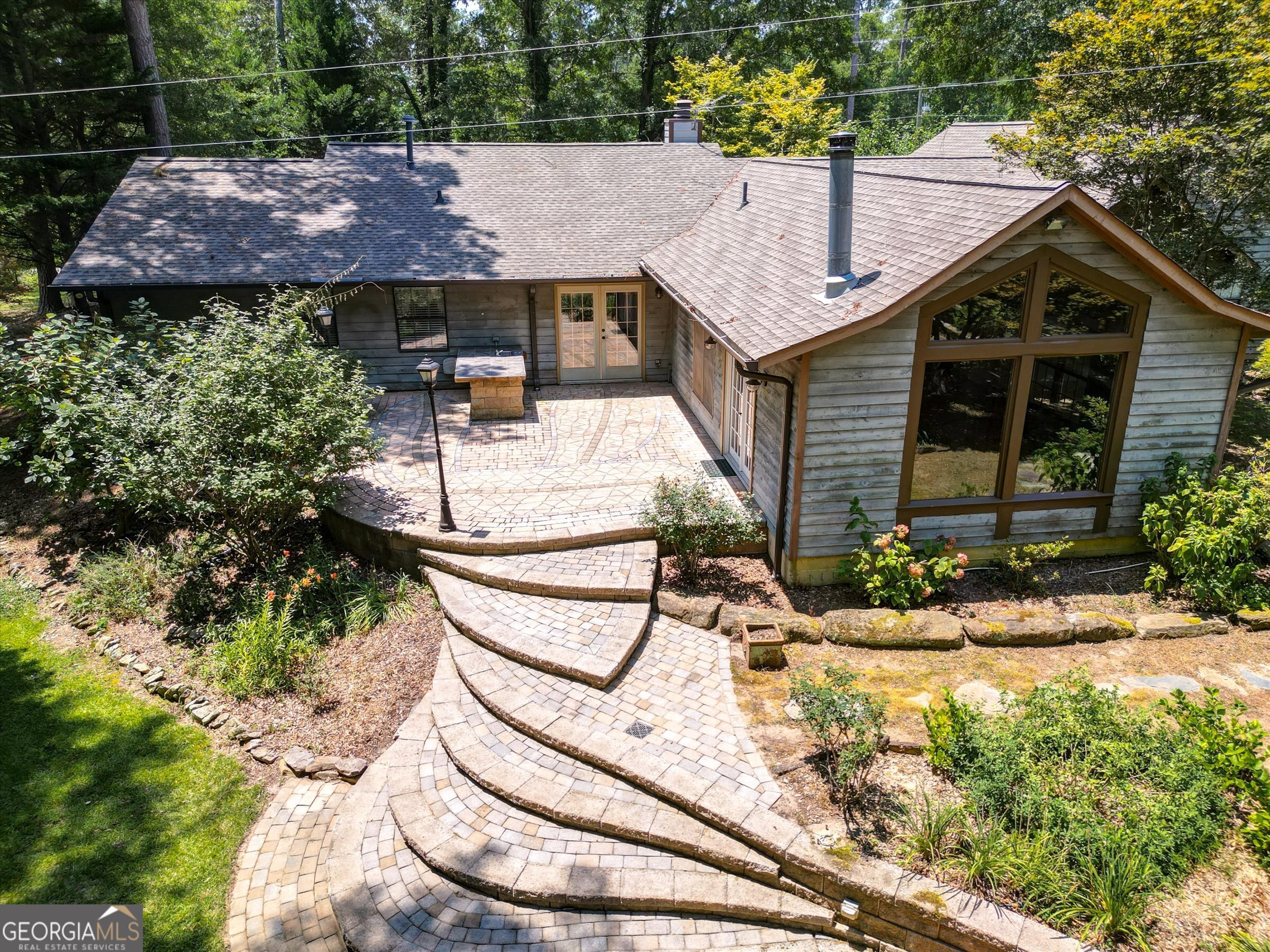424 Hampton RD