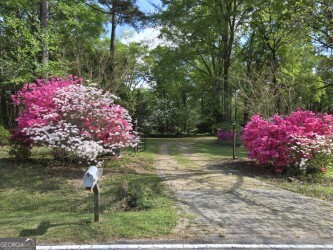 424 Hampton RD