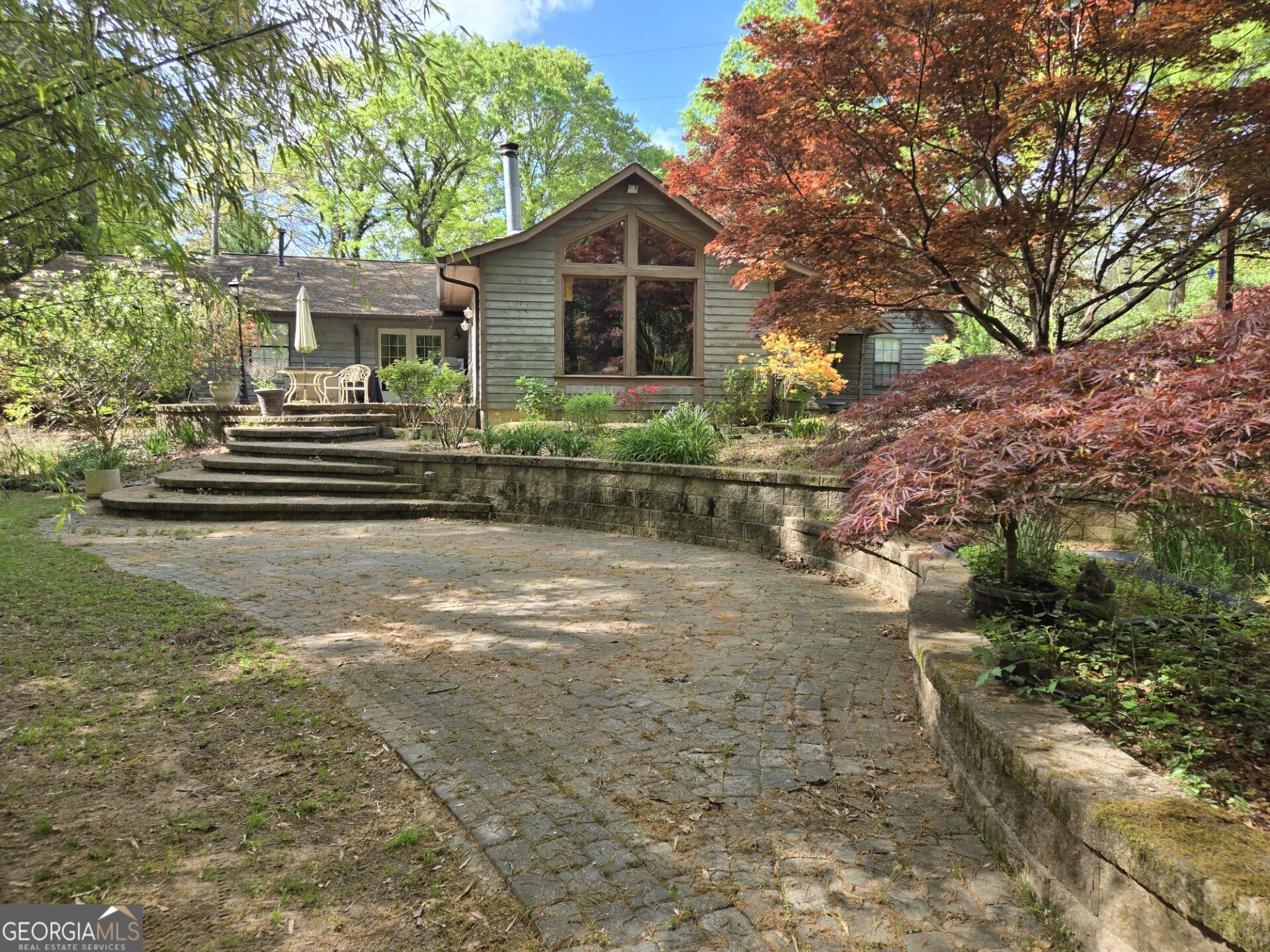 424 Hampton RD