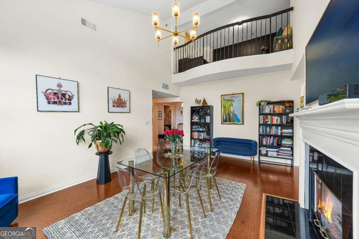 3636 Habersham RD NW 2404