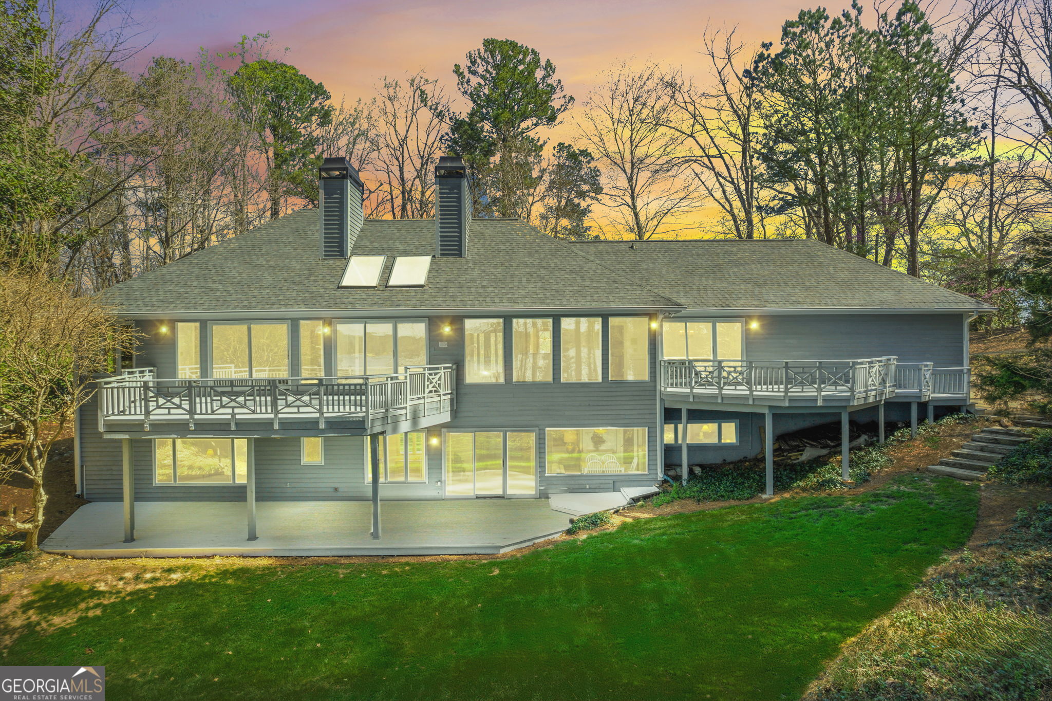 6475 Holland DR