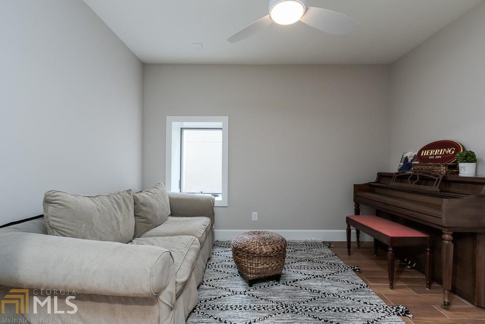 Winnona Park - Residential