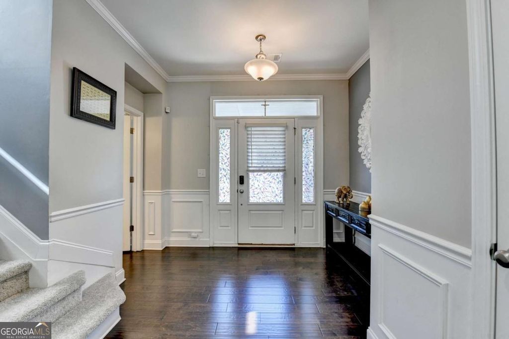 Photo of 1700 Primrose Park Road, Sugar Hill, GA 30518 (MLS # 10740513)