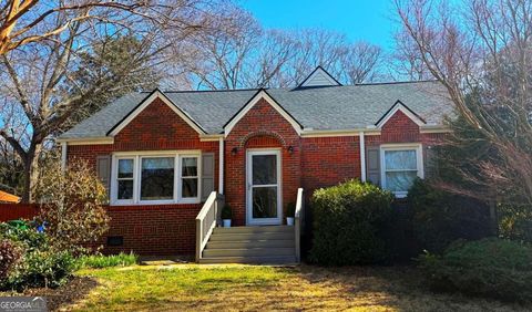 Photo of 1108 Walker Drive, Decatur, GA 30030 (MLS # 10697026)