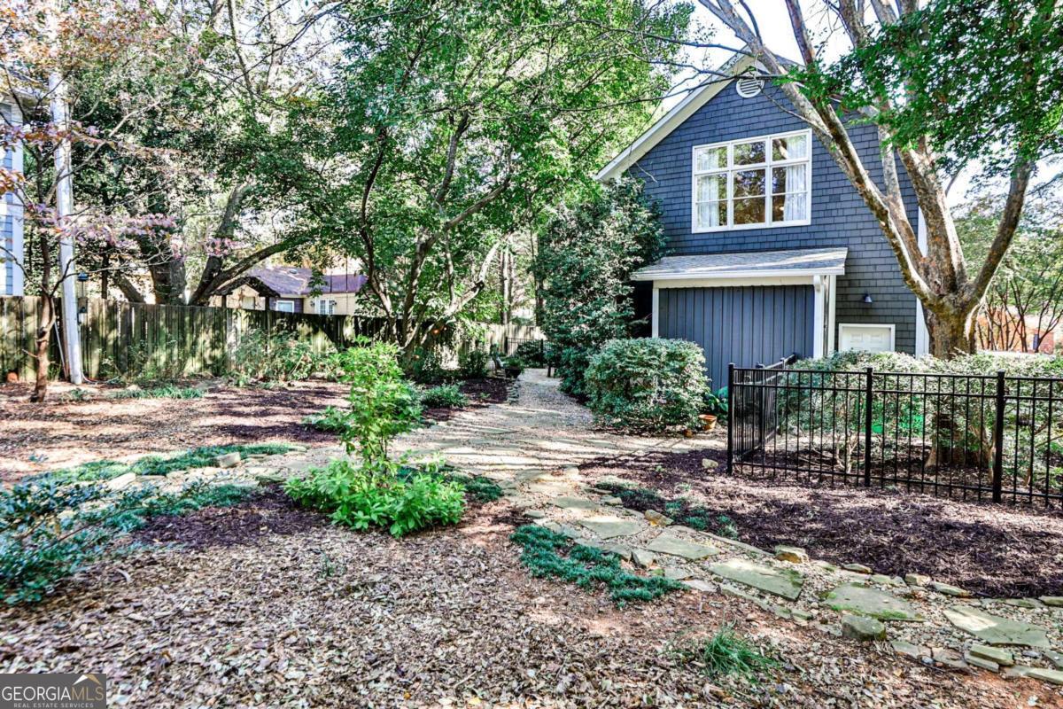 Historic Avondale Estates - Residential