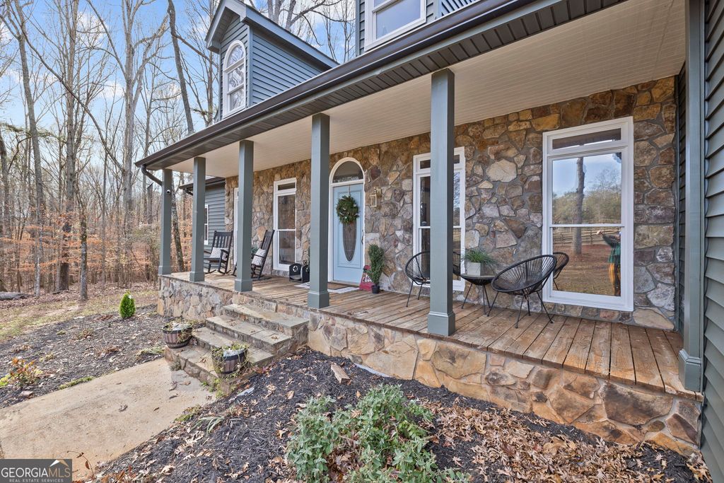 Photo of 1297 HODGES Circle, Mansfield, GA 30055 (MLS # 10657468)