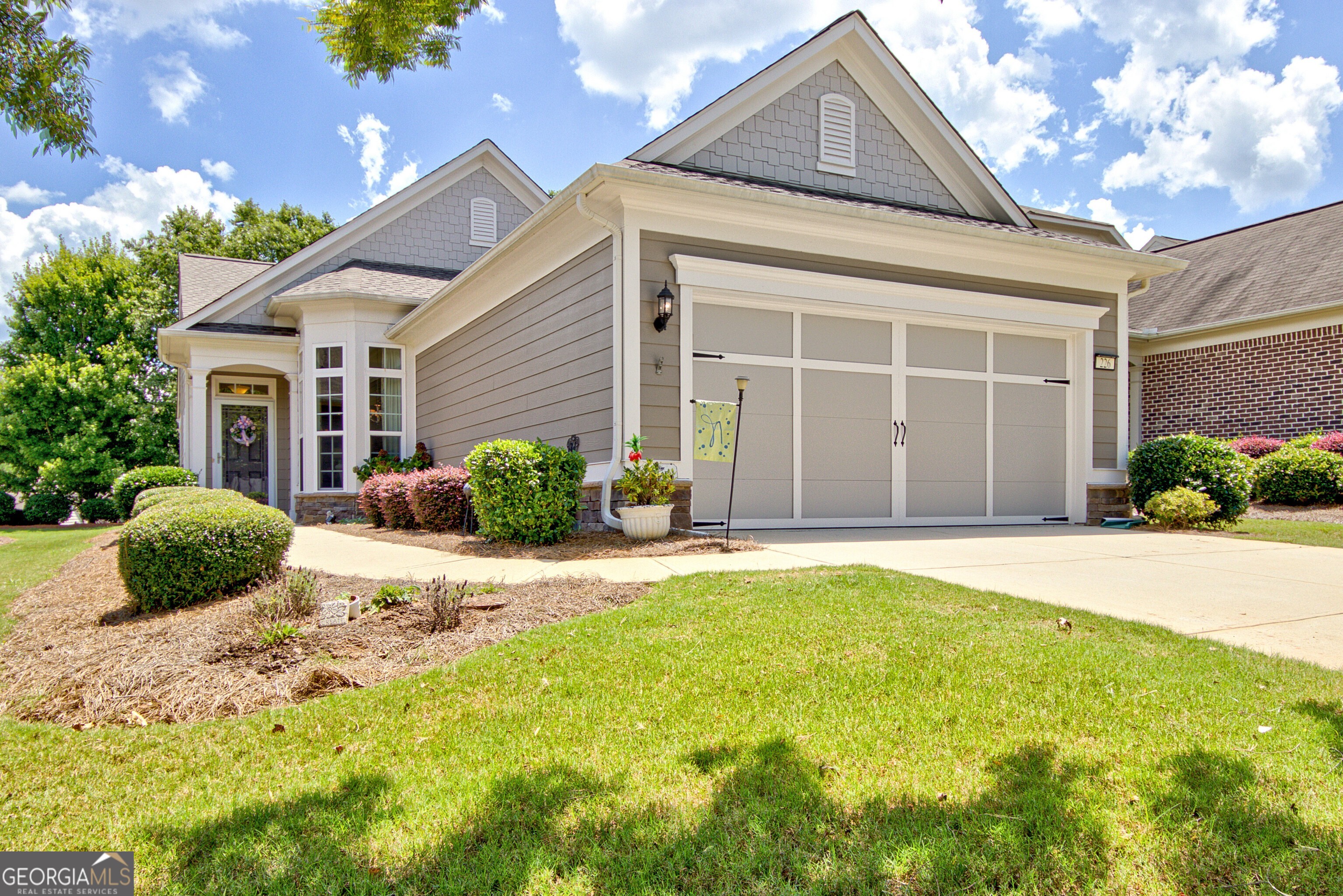 226 English Ivy DR