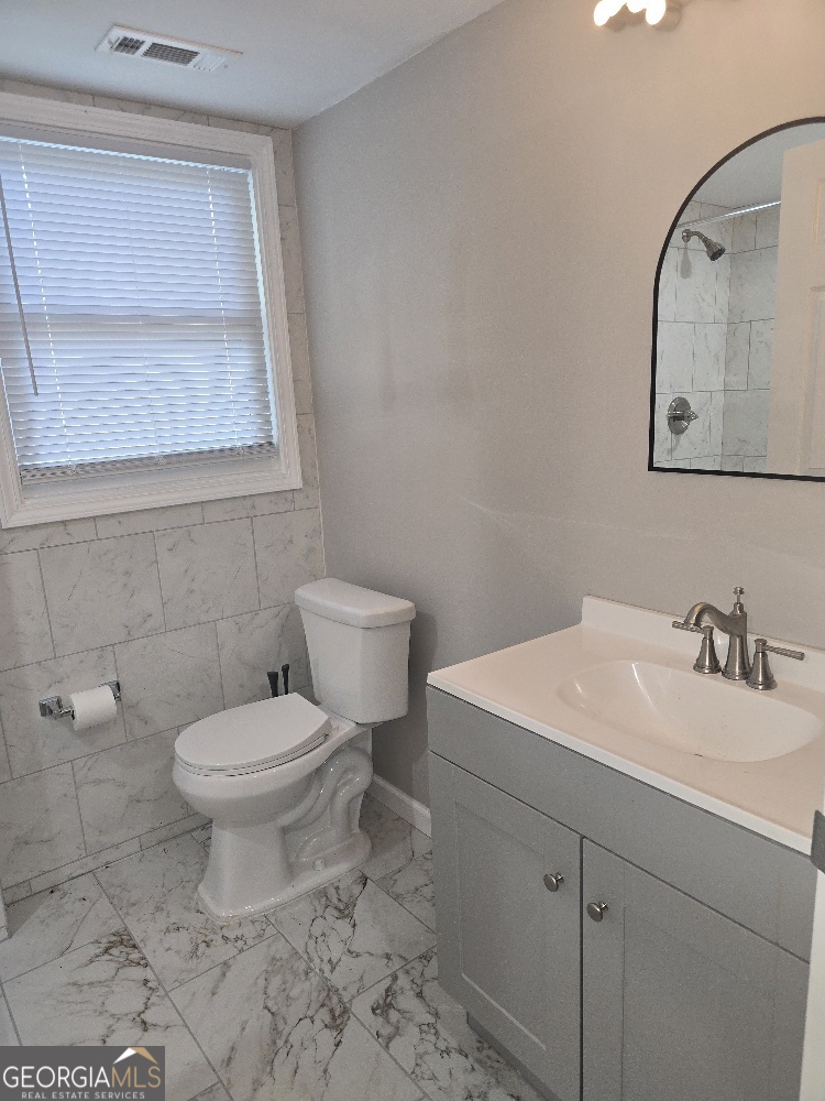 Now Leasing: Fully Renovated Private Rooms for rent in an 8-Bedroom Home in the Heart of Atlanta! Welcome to 1081 State St NW - a beautifully reimagined residence offering private room rentals in one of Atlanta's most vibrant and walkable neighborhoods. This completely renovated 8-bedroom, 3-bathroom home is thoughtfully designed for comfort, convenience, and community living. Property Highlights: * 8 spacious private bedrooms - each with individual closets and optional furnishings * Two fully equipped kitchens featuring stainless steel appliances, modern cabinetry, and eat-in areas * Three full bathrooms with tub/shower combos and updated vanities * Two shared laundry areas for added convenience * All utilities included - electricity, water, internet, and more! * Expansive backyard area perfect for relaxing, entertaining, or enjoying the outdoors Unbeatable Location: Nestled in the heart of Atlanta's West Midtown, this home is just steps from: * Georgia Tech campus * Atlantic Station and its shops, restaurants, and entertainment * The BeltLine, Piedmont Park, and Midtown * MARTA transit, making commuting a breeze Whether you're a student, young professional, or someone looking for a vibrant, connected lifestyle, this home offers the perfect blend of privacy and community in a prime location. Move-in Ready - Schedule Your Tour Today! Rooms are filling fast! Don't miss your chance to live in this stunning, centrally located home. Contact us now to schedule a private showing and secure your spot!
