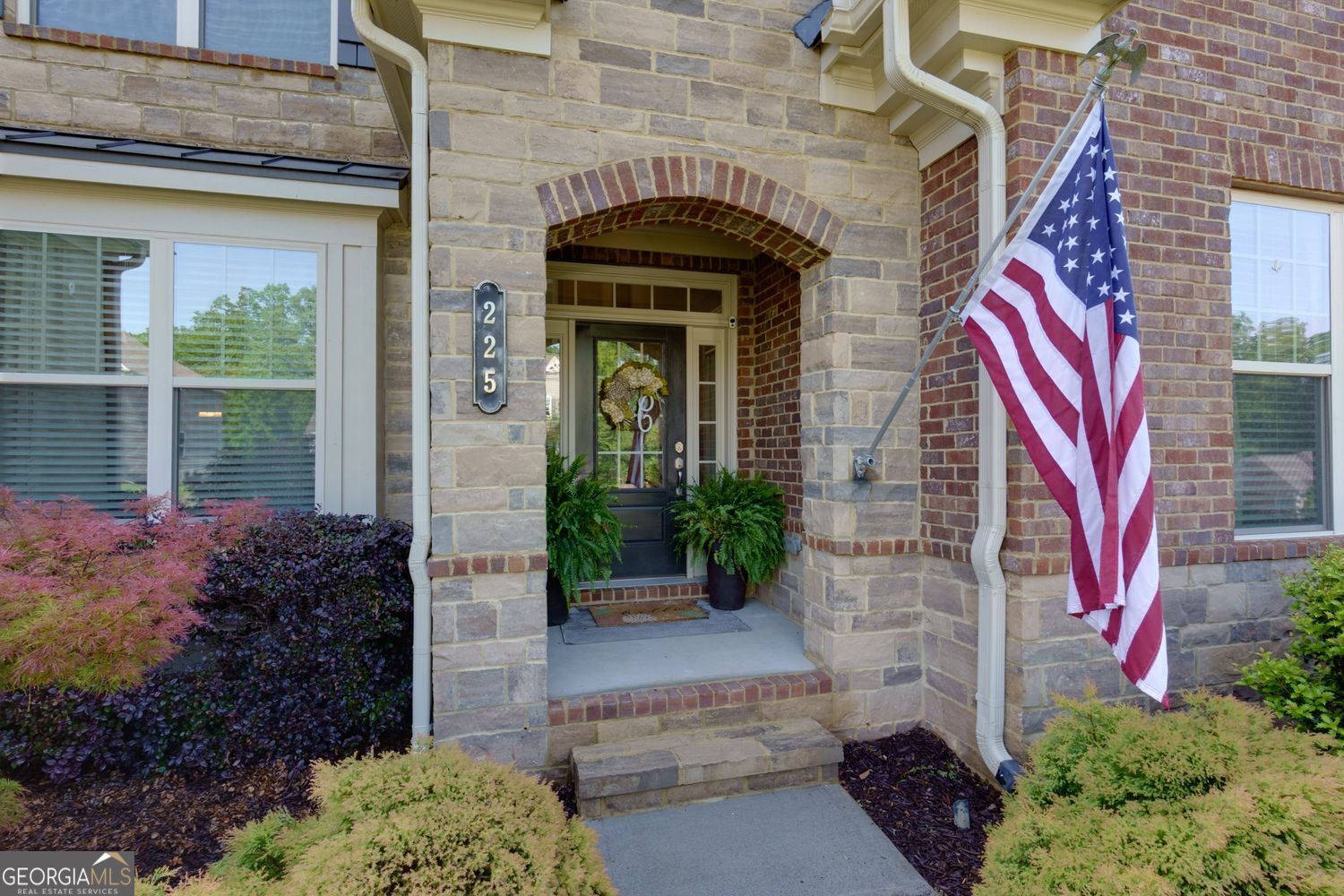 225 Sundance DR