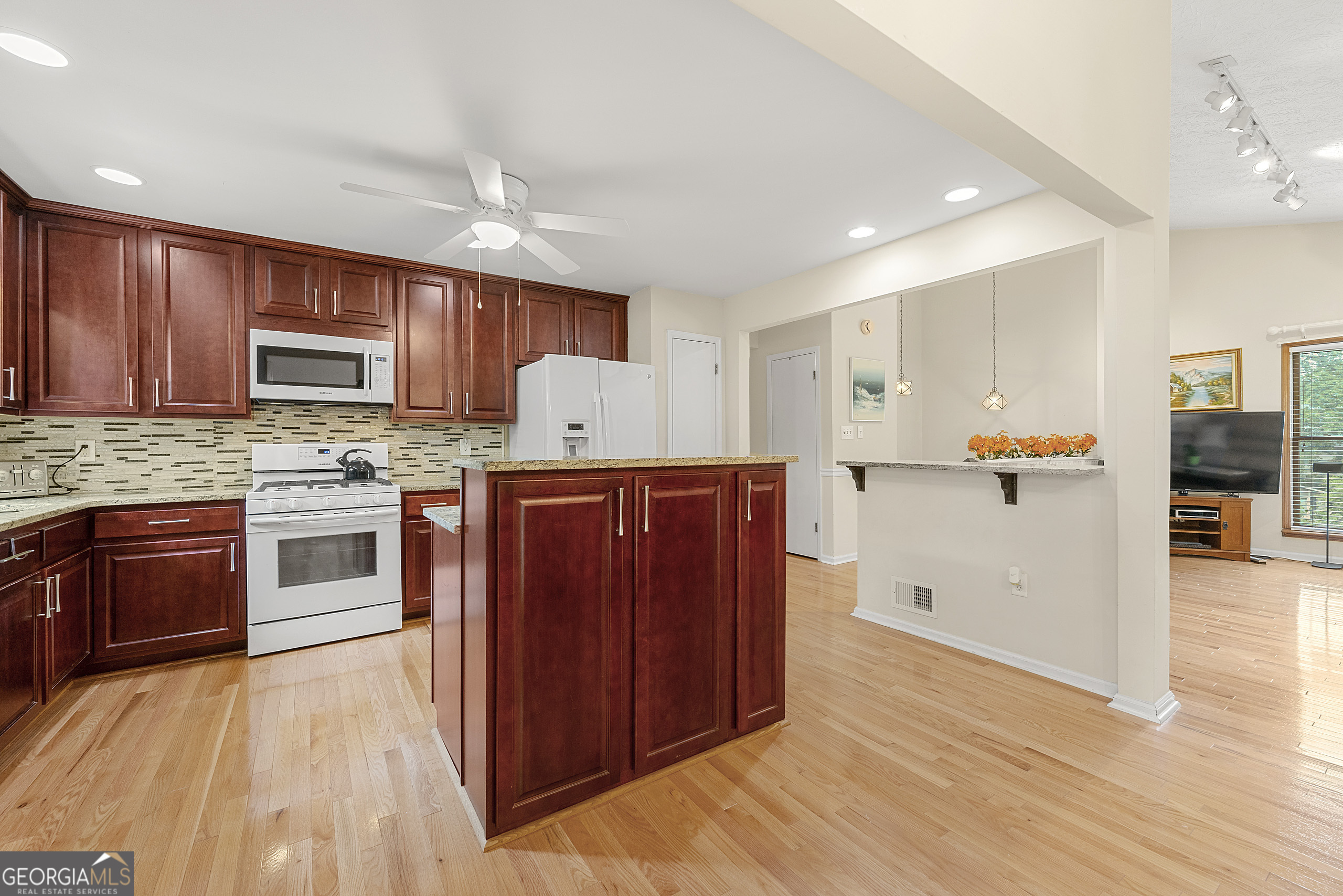 Woodland Hills - Residential
