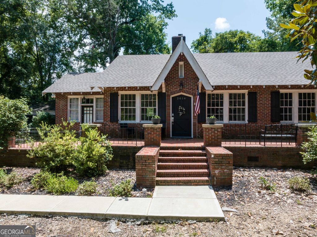 Photo of 2016 Poplar Drive, Columbus, GA 31906 (MLS # 10670035)