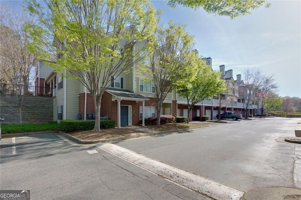 Woodlands at Webb Bridge - Residential