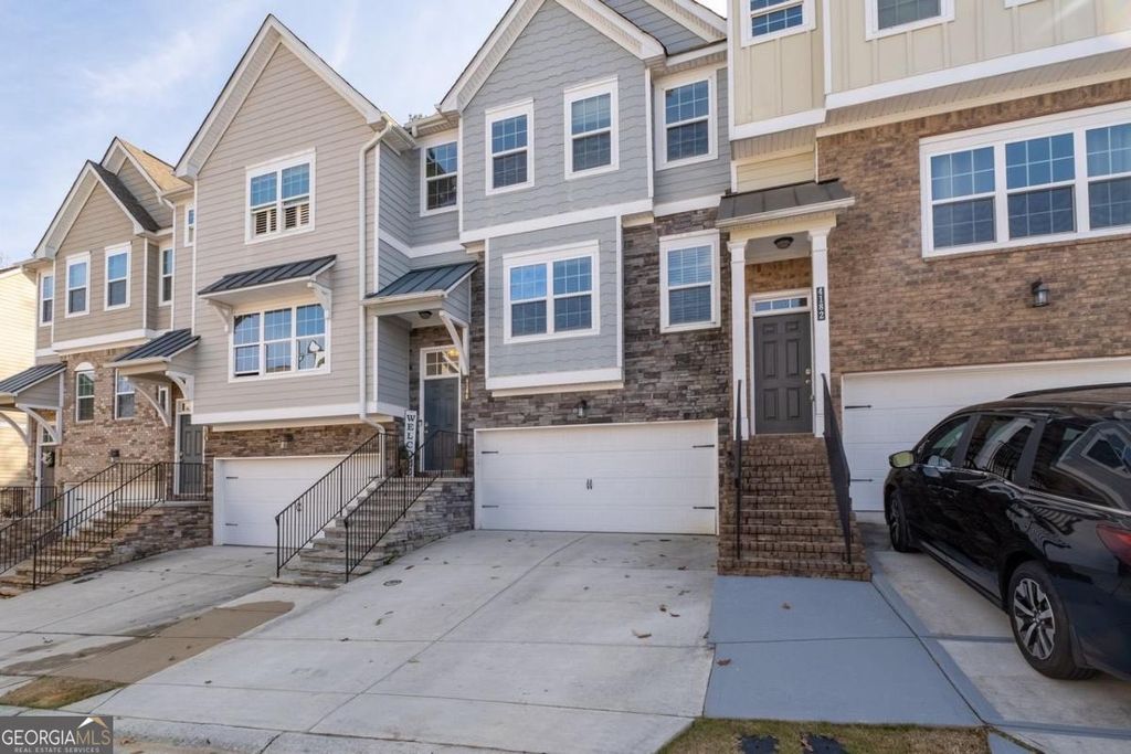 Photo of 4180 CHATHAM RIDGE Drive, Buford, GA 30518 (MLS # 10650312)