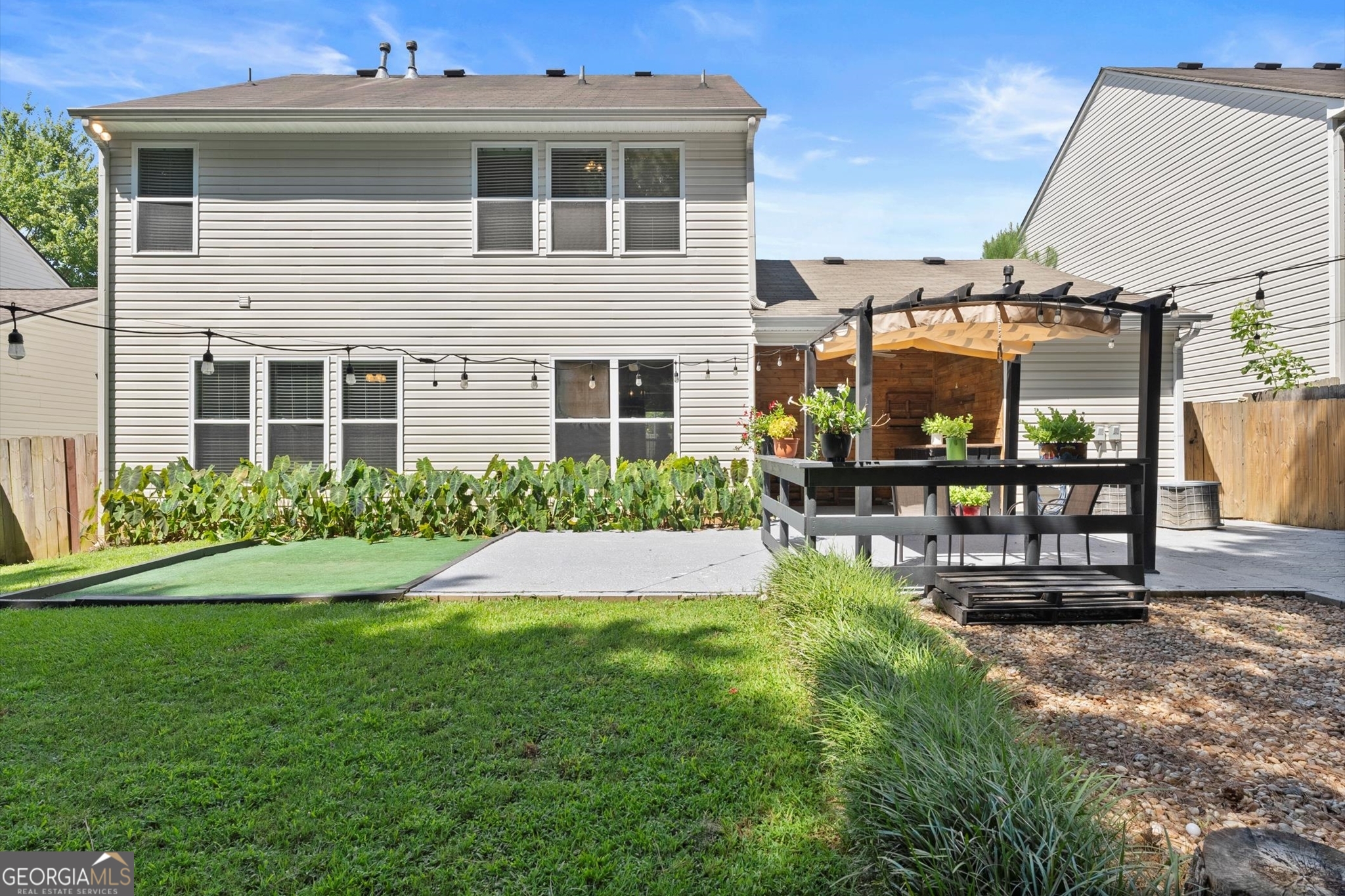 110 Oleander WAY