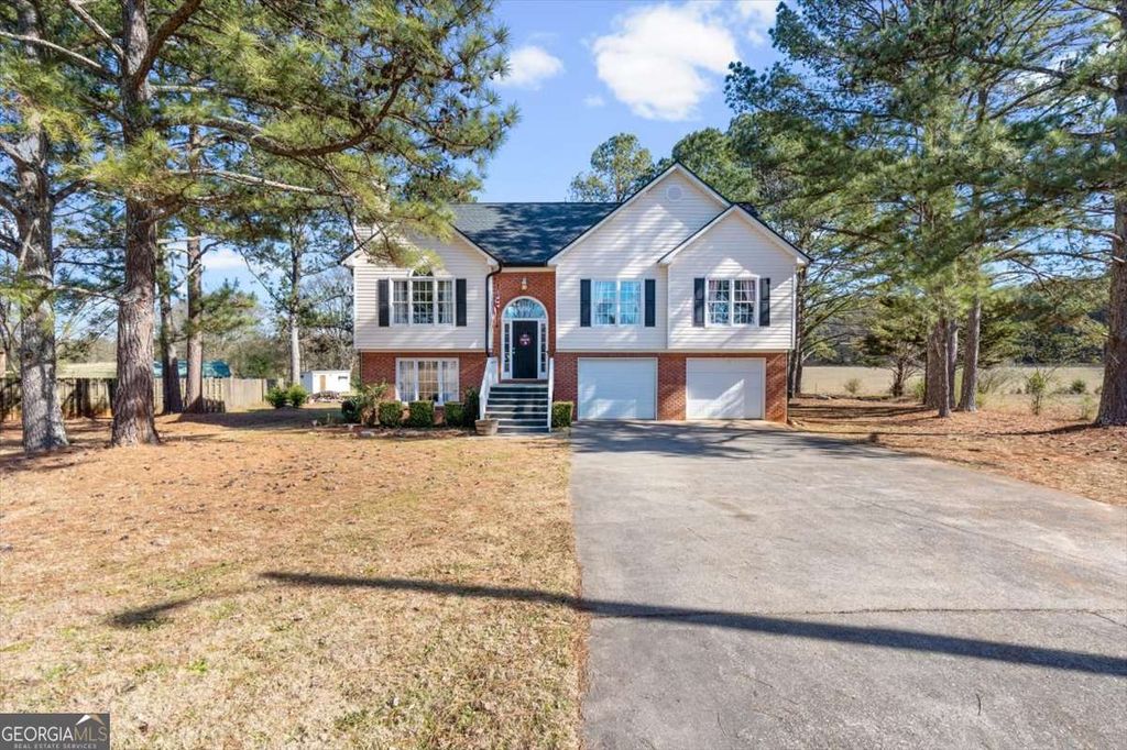 Photo of 79 Westminster Drive SW, Cartersville, GA 30120 (MLS # 10676694)