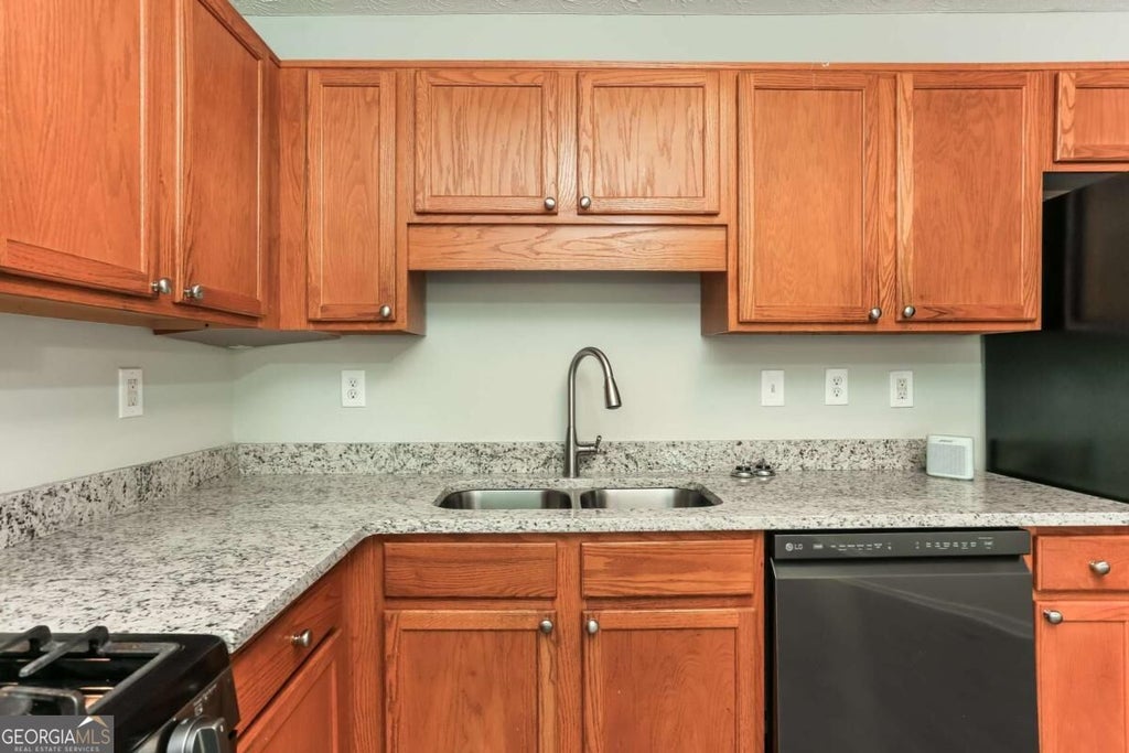 Photo of 536 Bridge Landing, Douglasville, GA 30134 (MLS # 10879676)