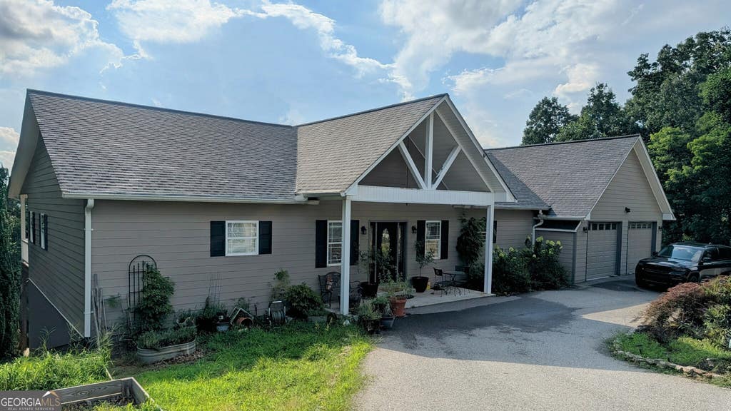Photo of 388 Ross Ridge Road, Blairsville, GA 30512 (MLS # 10803742)