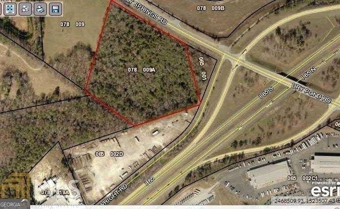 This great piece of land facing I-85 on one side and Hwy 82 on the other side across the hwy from massive distribution centers would be a perfect fit for an interstate truck fueling /lounge/restaurant and auto center. Located between Hwy 129 and Hwy 441 on I-85.