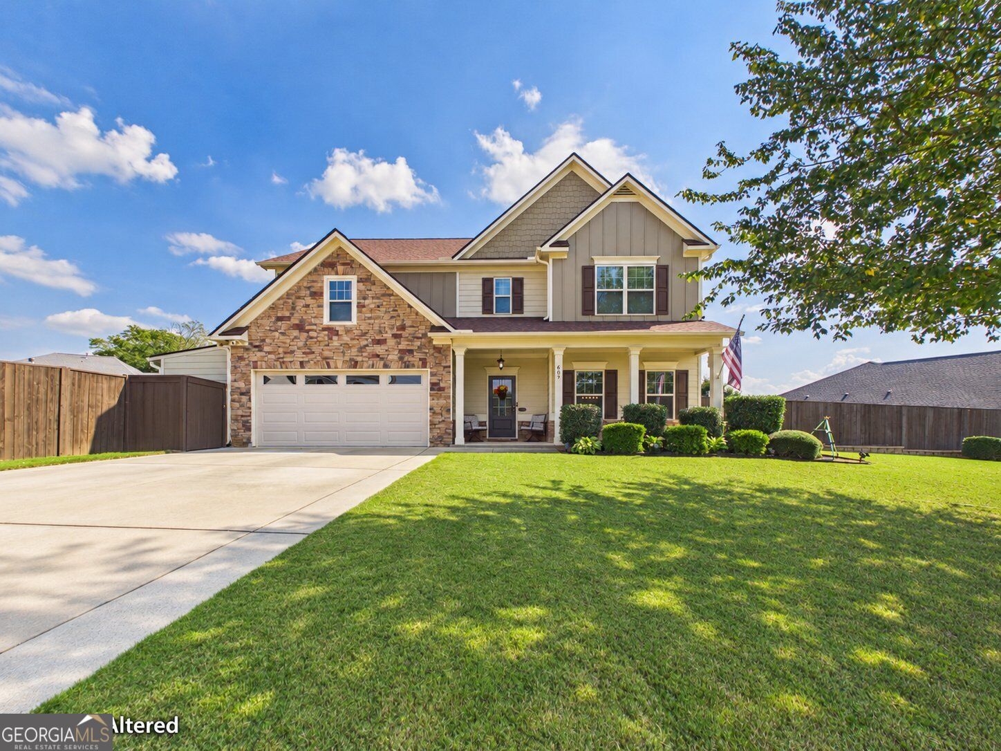 609 Darnell RD