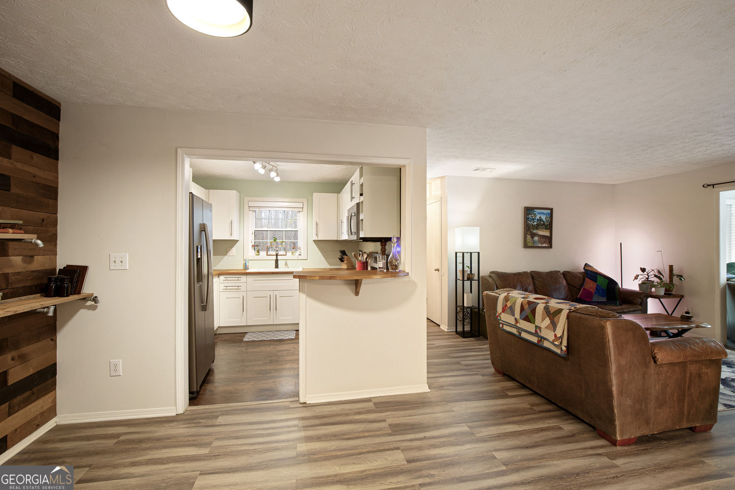 Atlanta, Georgia 30350, United States, 2 Bedrooms Bedrooms, ,1 BathroomBathrooms,Residential,Active,253996