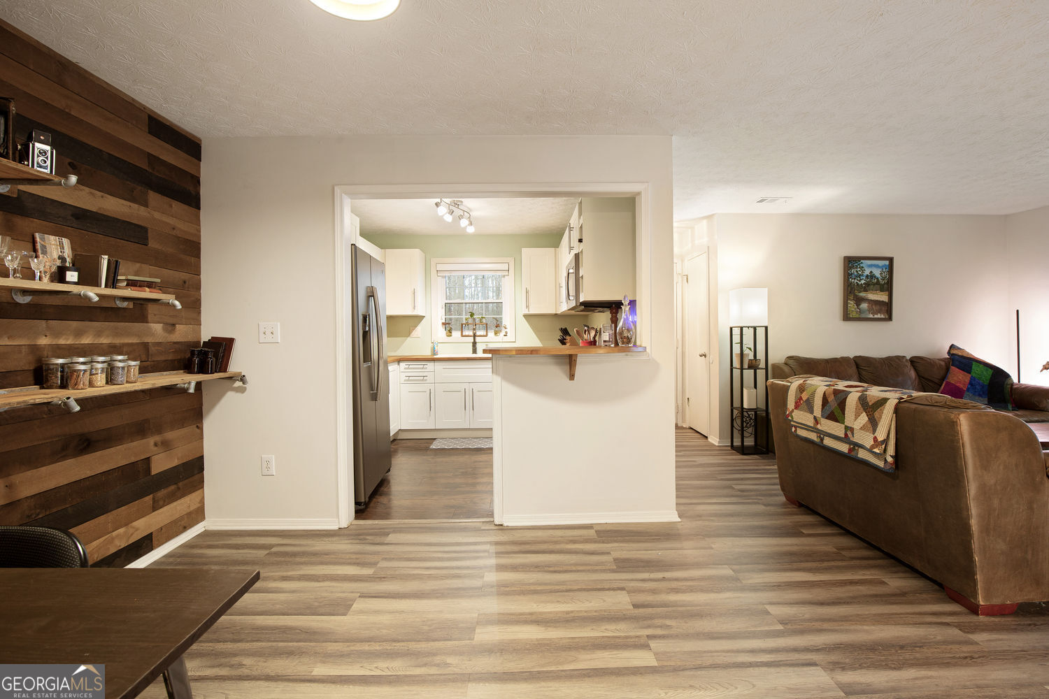 Atlanta, Georgia 30350, United States, 2 Bedrooms Bedrooms, ,1 BathroomBathrooms,Residential,Active,253996