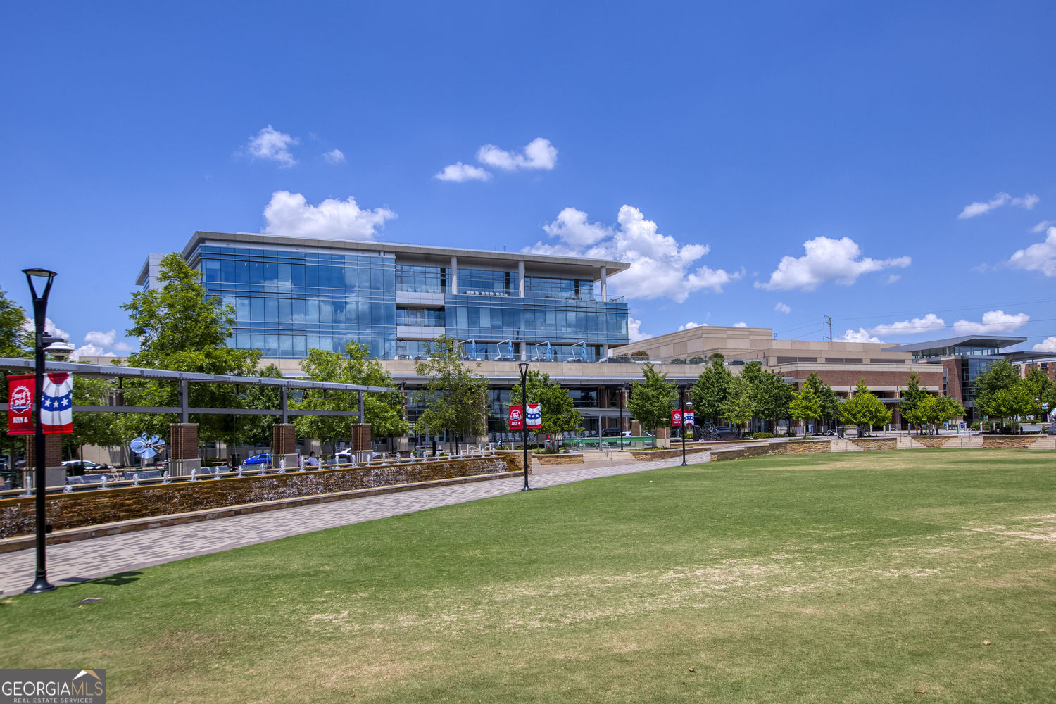 Atlanta, Georgia 30350, United States, 2 Bedrooms Bedrooms, ,1 BathroomBathrooms,Residential,Active,253996