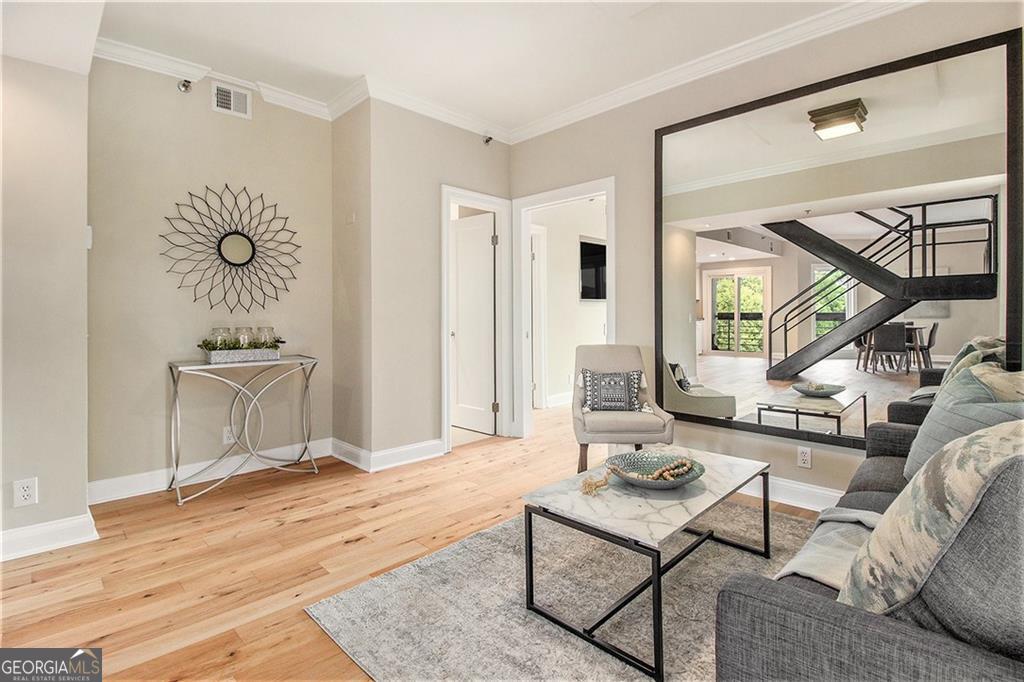 587 Virginia AVE NE APT 609