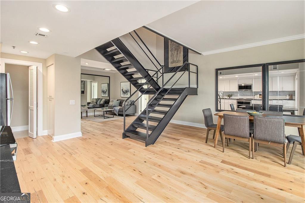 587 Virginia AVE NE APT 609