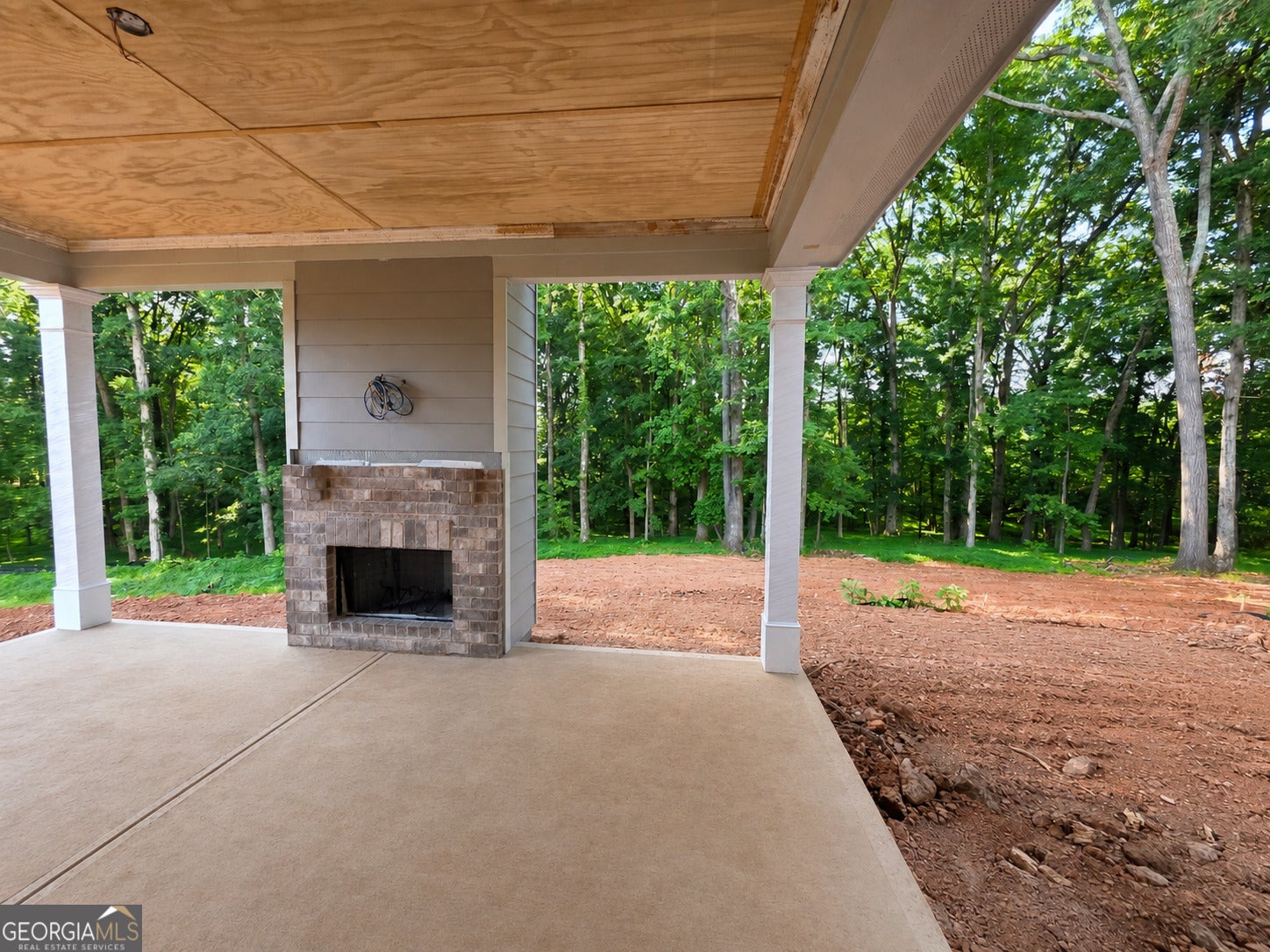 124 Maney DR