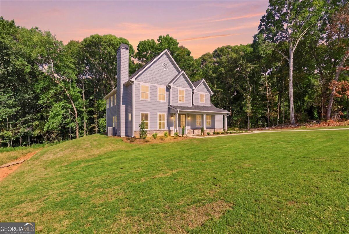 124 Maney DR