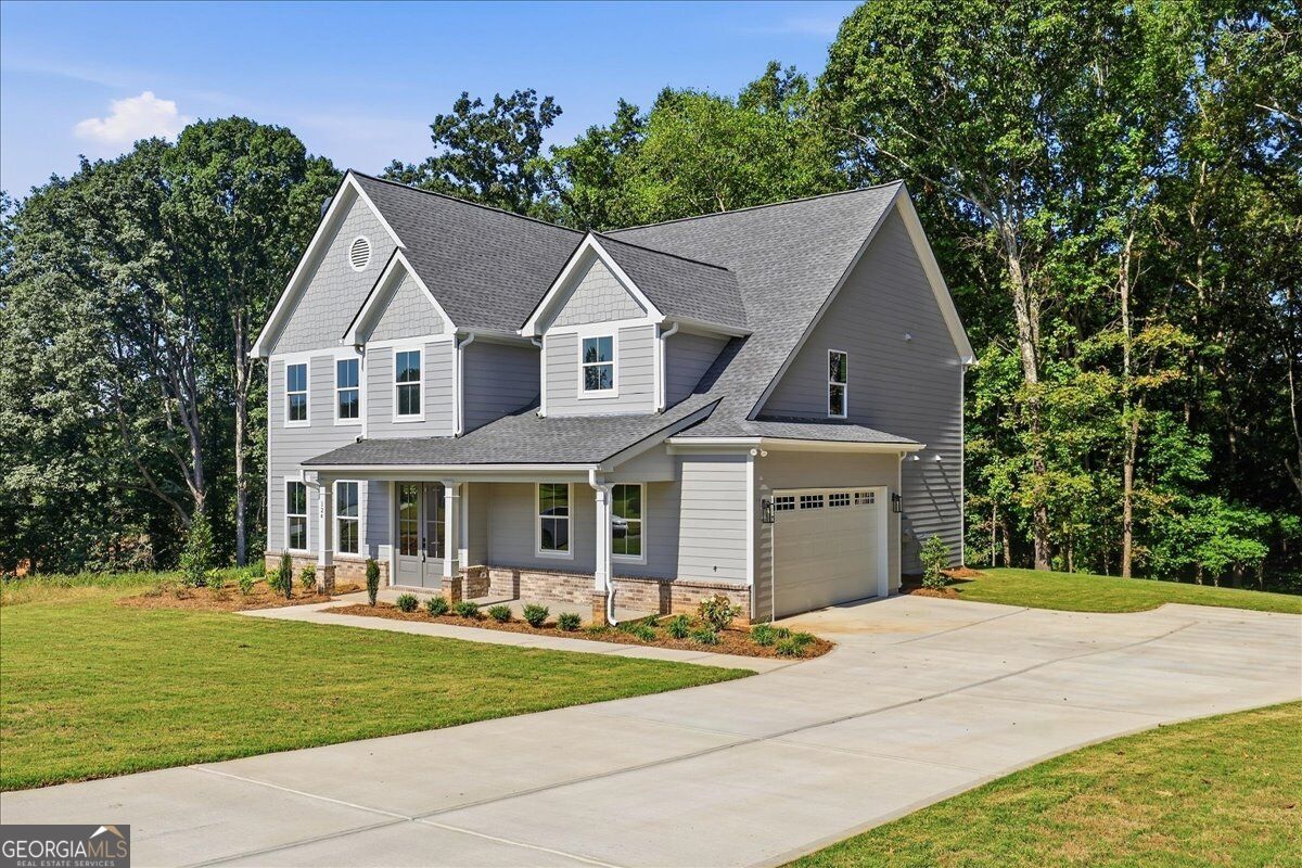124 Maney DR