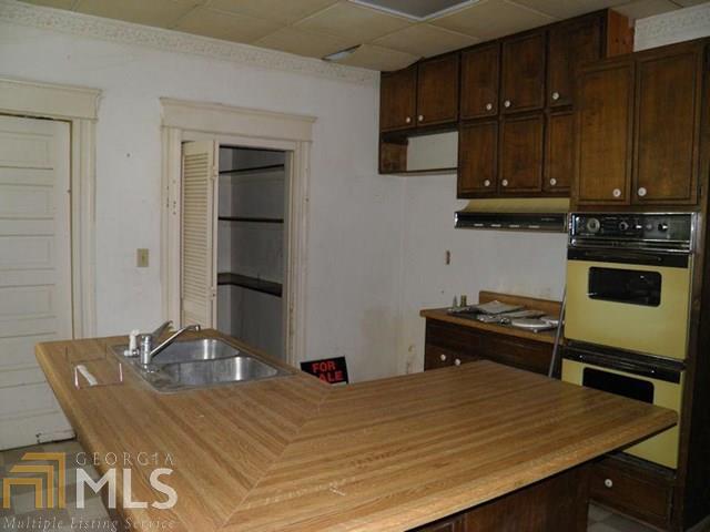 Gay Residential - Residential