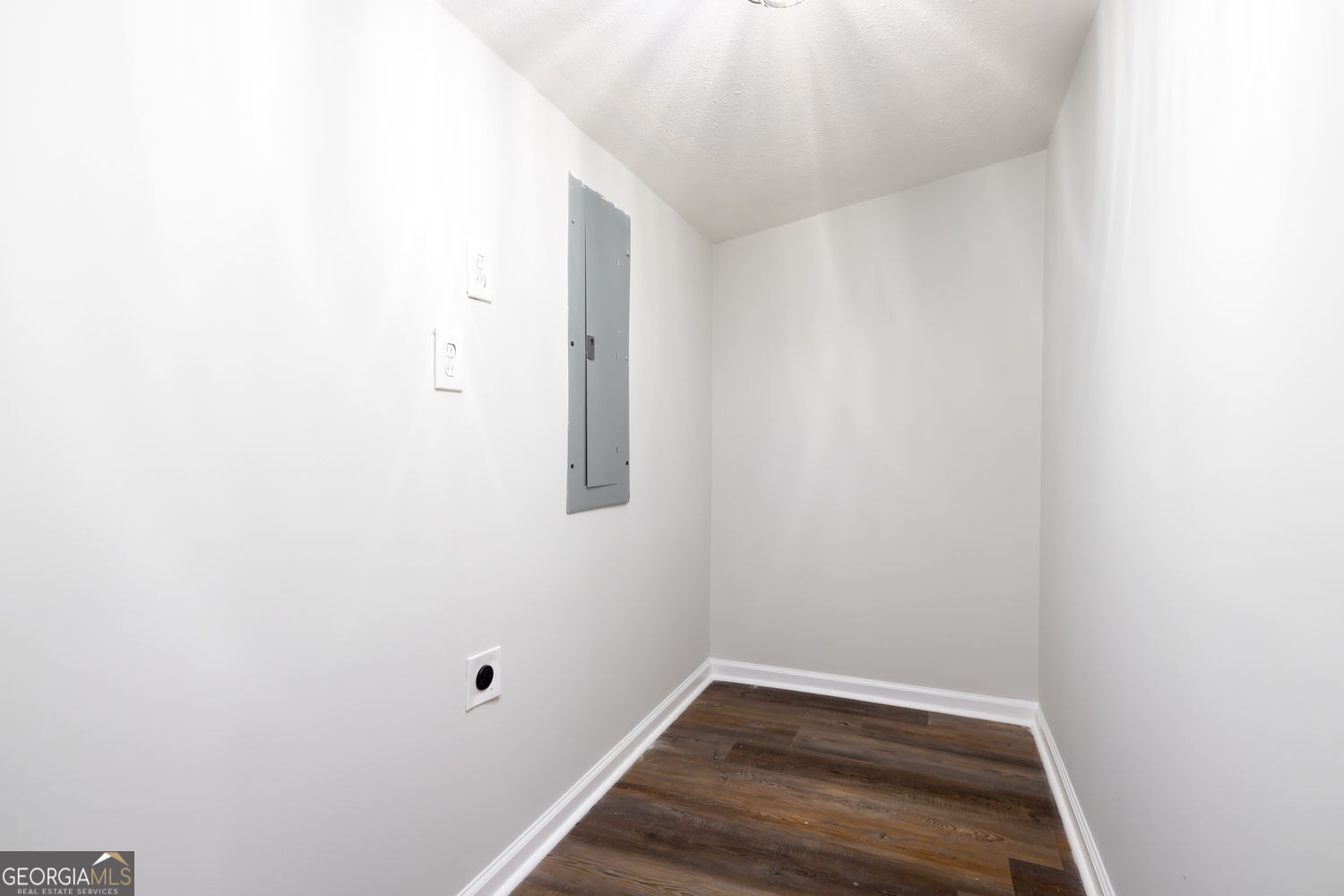 Columbus, Georgia 31907, United States, 4 Bedrooms Bedrooms, ,2 BathroomsBathrooms,Residential,Active,93307