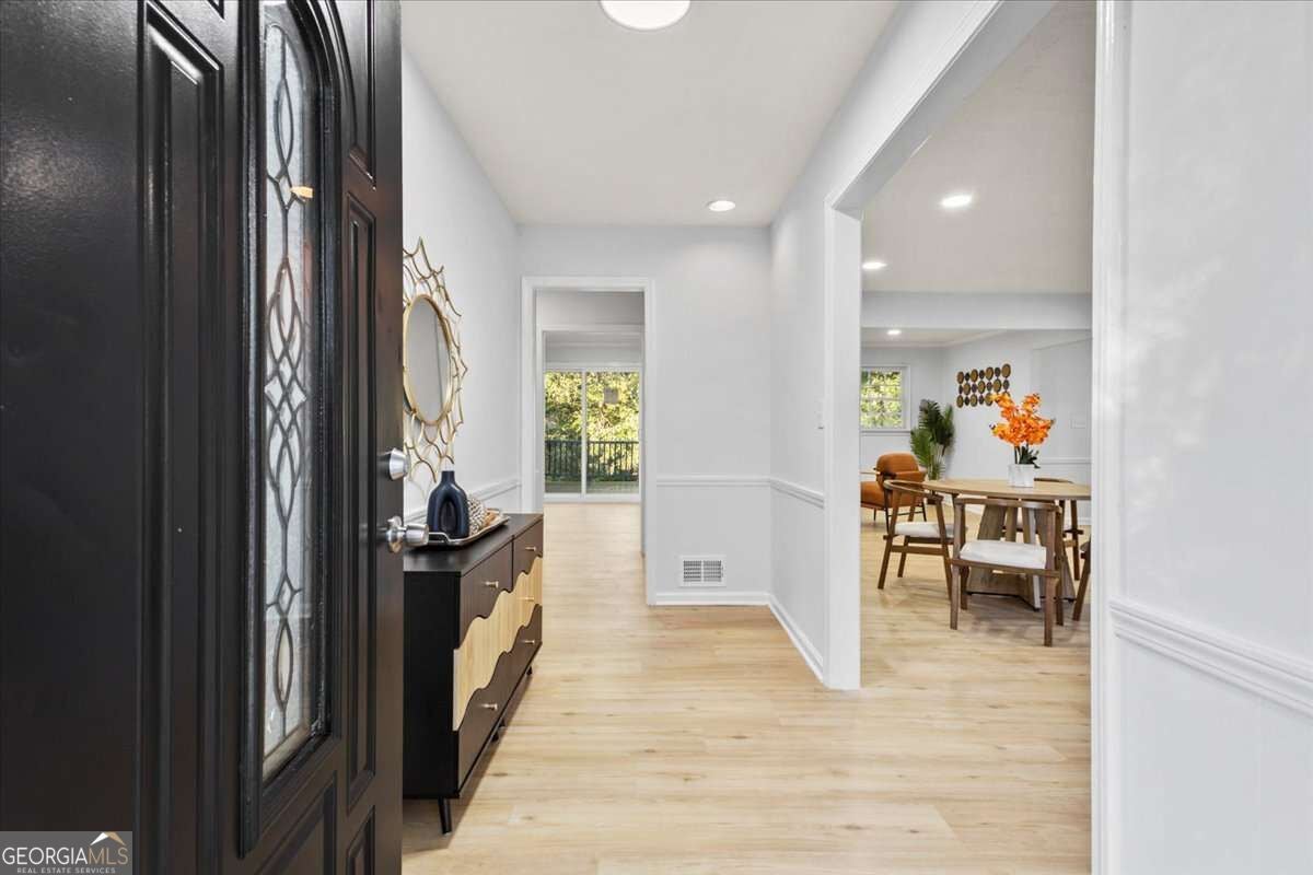 6140 Michelle LN