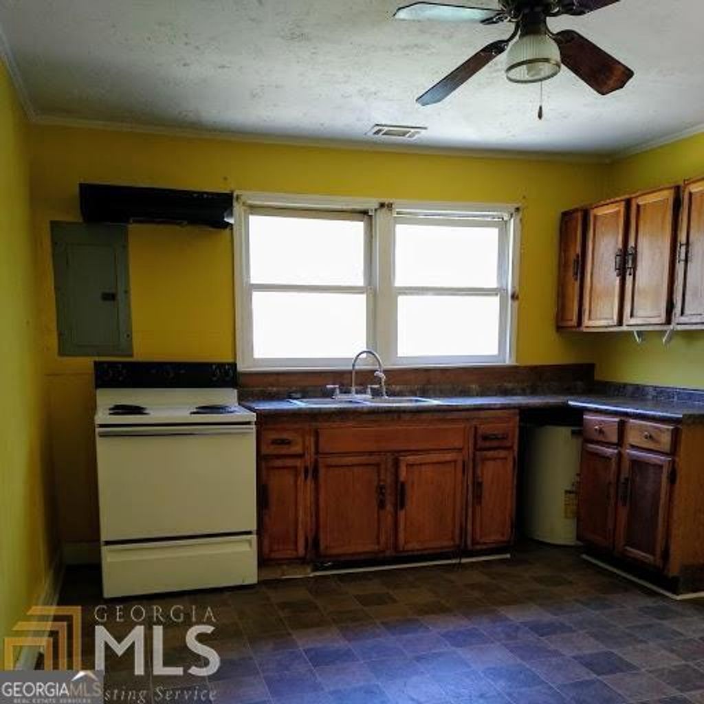 Photo of 124 Hill Street, Hartwell, GA 30643 (MLS # 10675345)