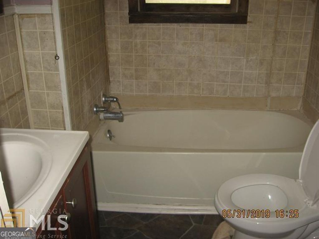 Photo of 124 Hill Street, Hartwell, GA 30643 (MLS # 10675345)