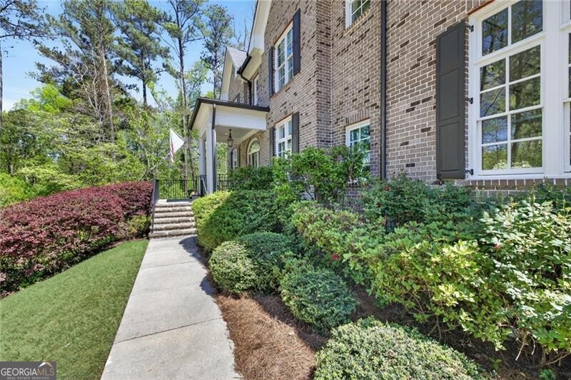1116 Dawn View LN NW