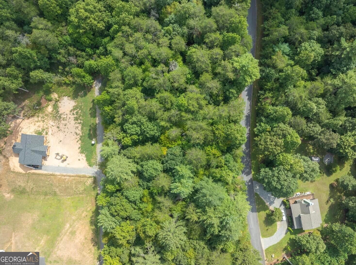 24 Brookhaven DR