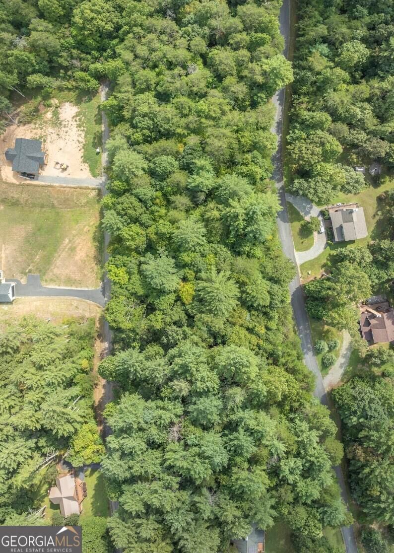24 Brookhaven DR