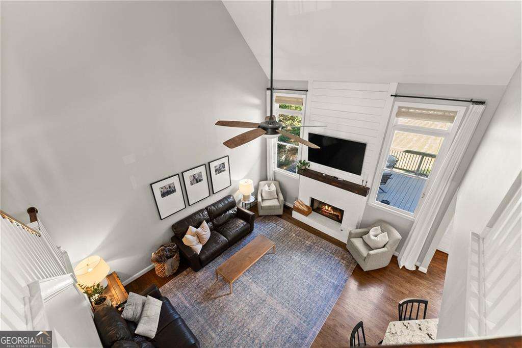 Twelve Oaks Place - Residential