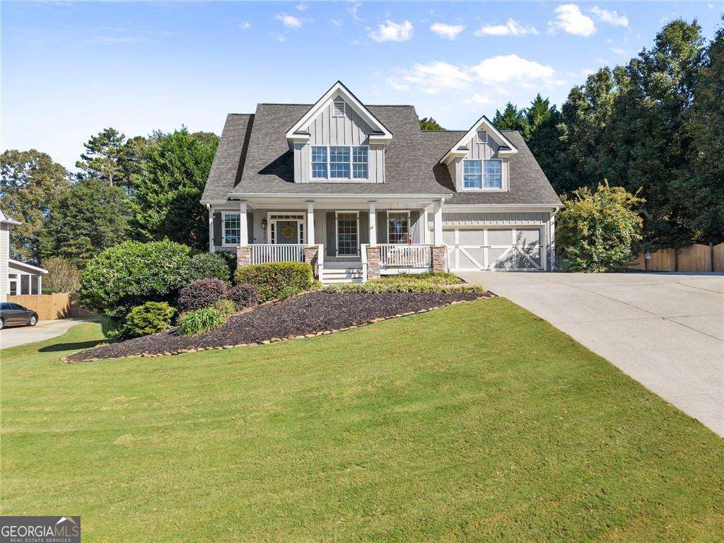 Twelve Oaks Place - Residential