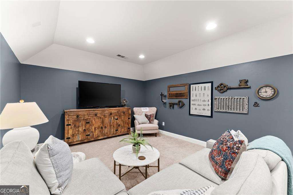 Twelve Oaks Place - Residential
