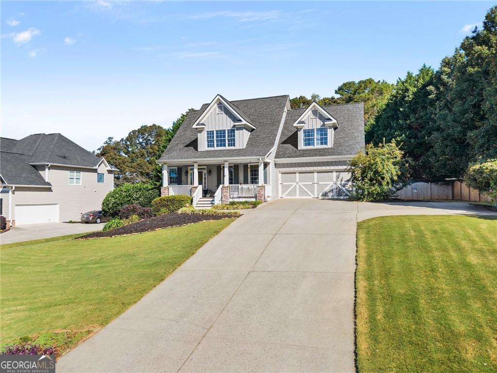 Twelve Oaks Place - Residential